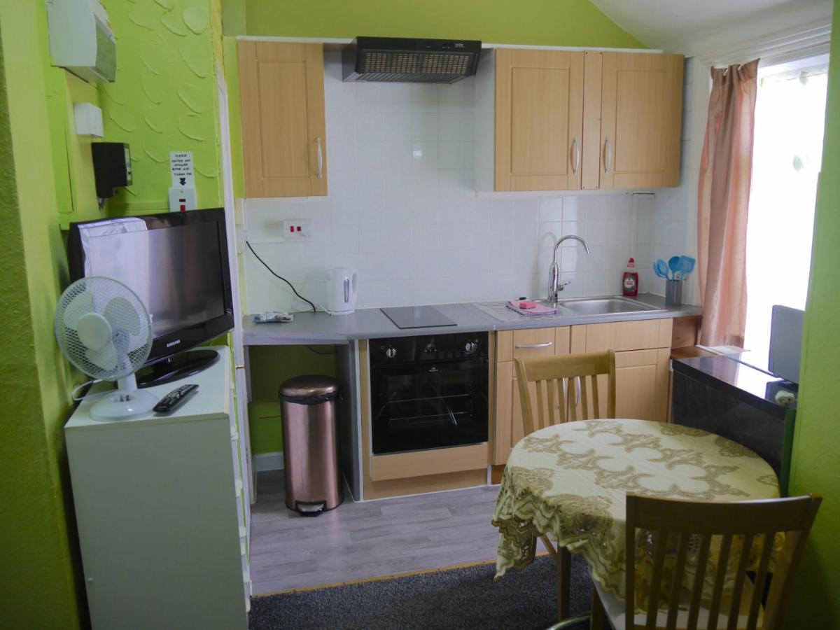 Blackpool Beach Holiday Flats Екстер'єр фото